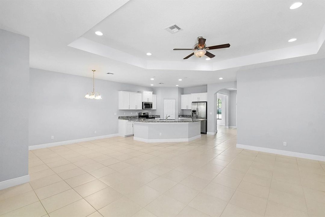 Easy to maintain tiles floors