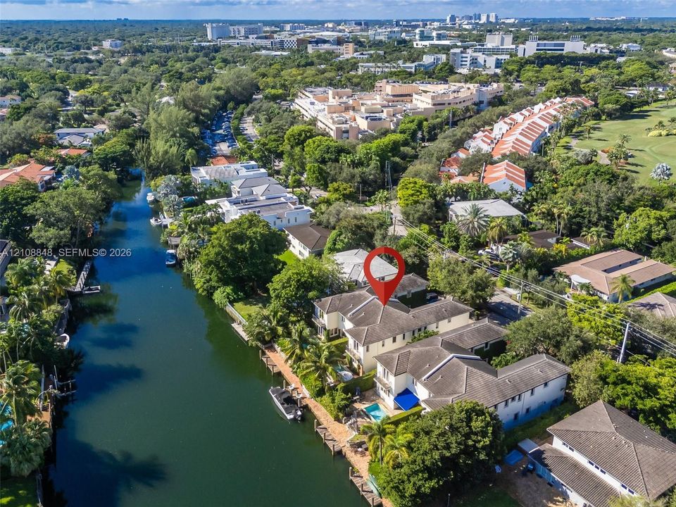 For Sale: $3,895,000 (4 beds, 4 baths, 3451 Square Feet)