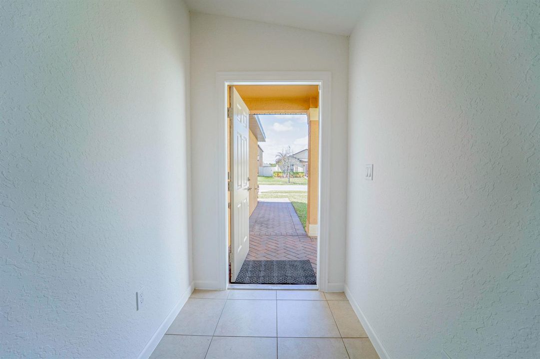 6_front_door_