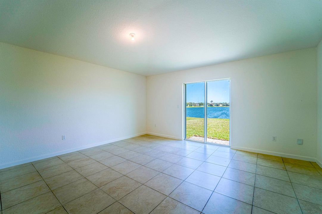 7_living room