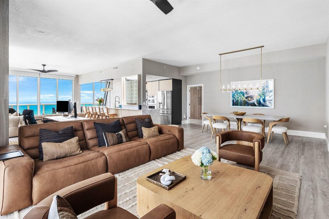 004 - Living area_stunning water views