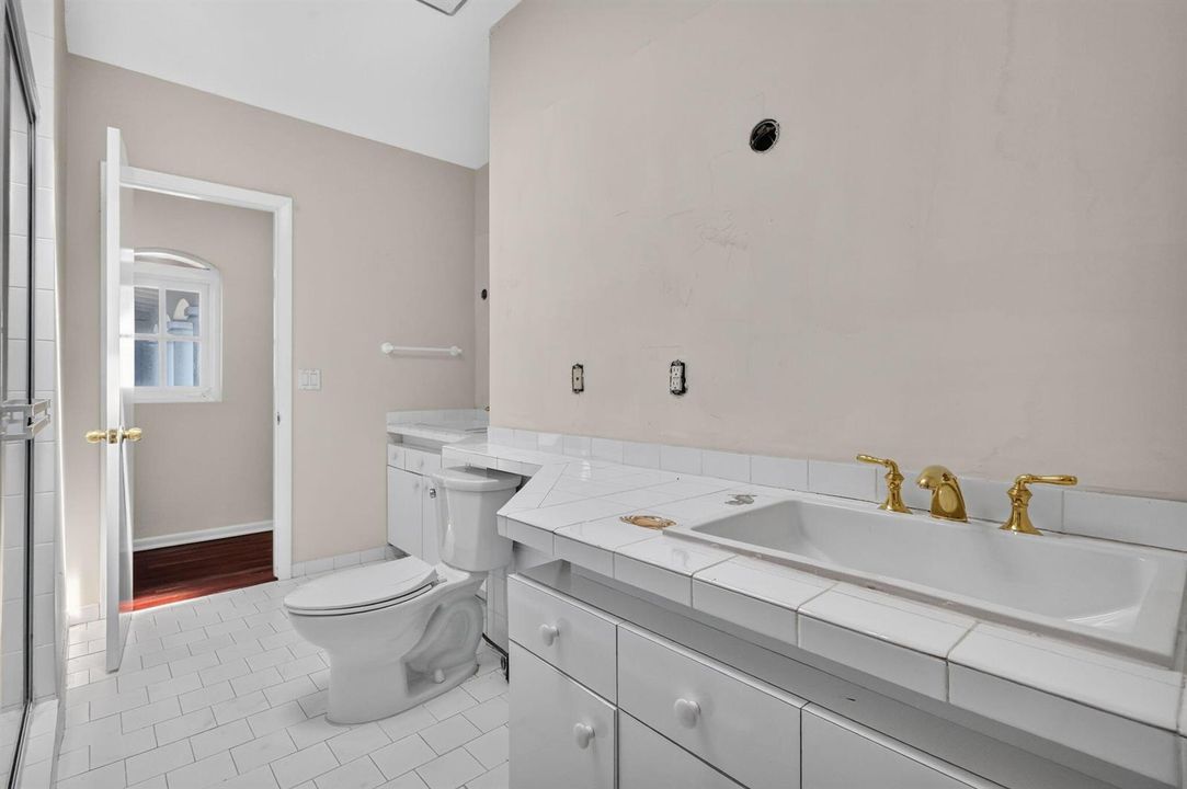 31-web-or-mls-8H3A9012