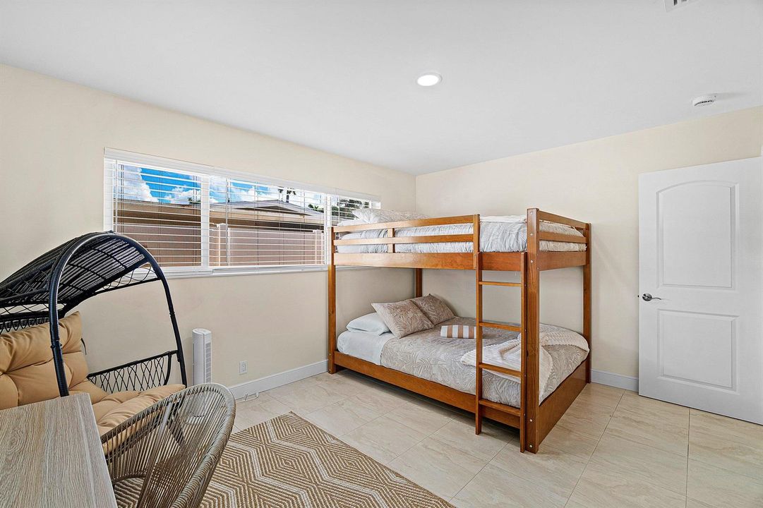 033-1616Southeast4thStreet-DeerfieldBeac