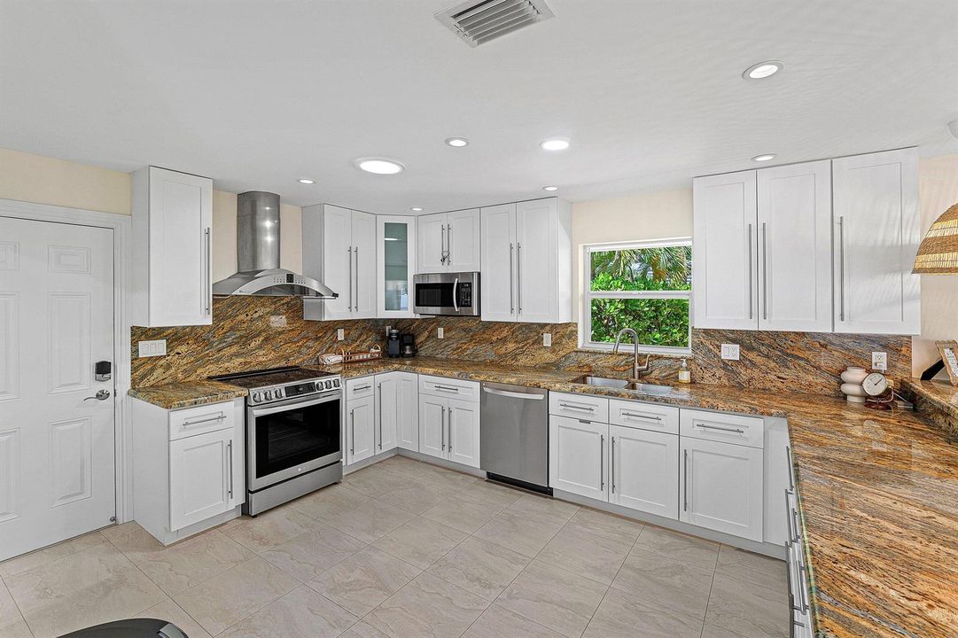 015-1616Southeast4thStreet-DeerfieldBeac