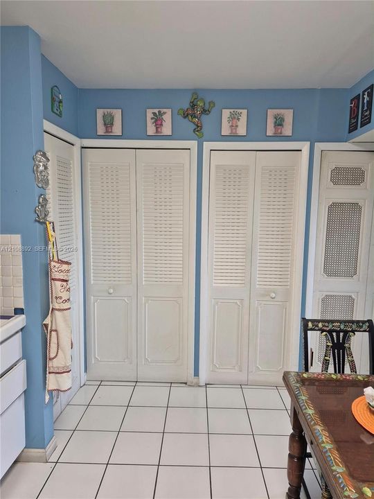En Venta: $389,000 (3 camas, 2 baños, 1400 Pies cuadrados)
