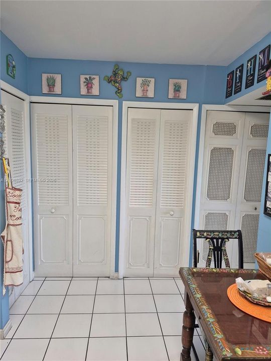 En Venta: $389,000 (3 camas, 2 baños, 1400 Pies cuadrados)