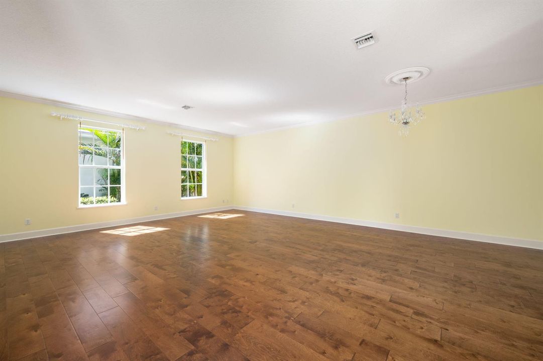 48-web-or-mls-2131 Sea Mist Ct-45