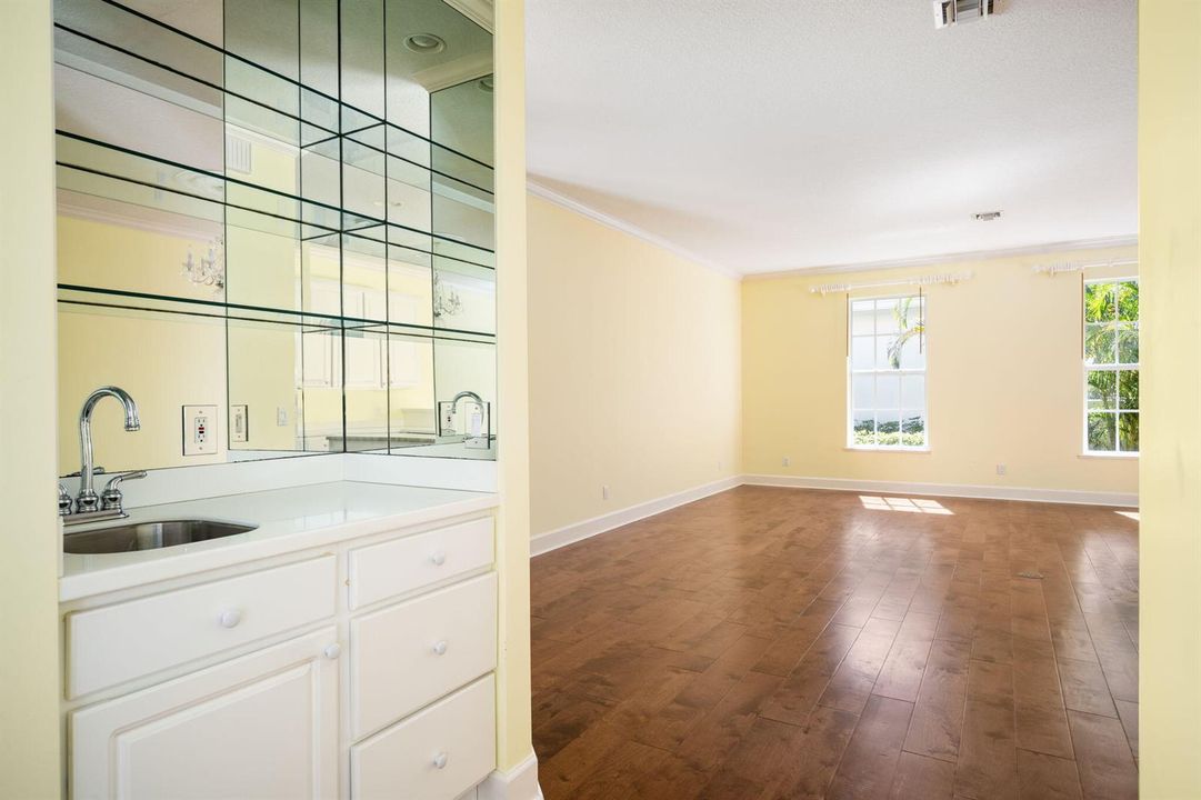 50-web-or-mls-2131 Sea Mist Ct-51