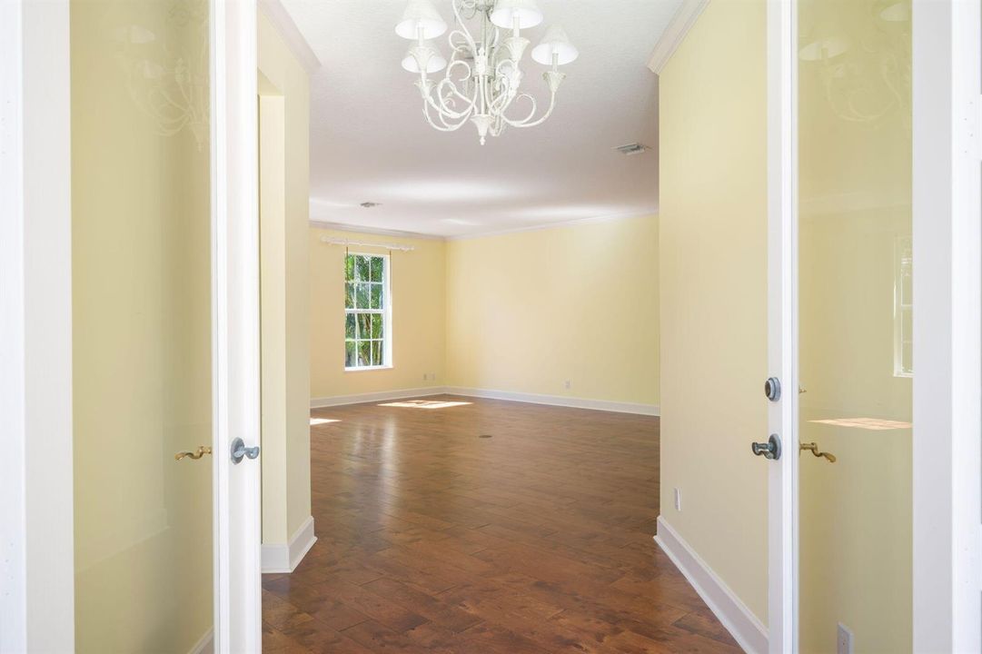 44-web-or-mls-2131 Sea Mist Ct-43