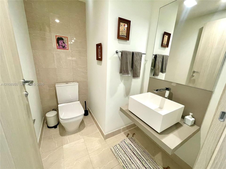 Guest Bathroom