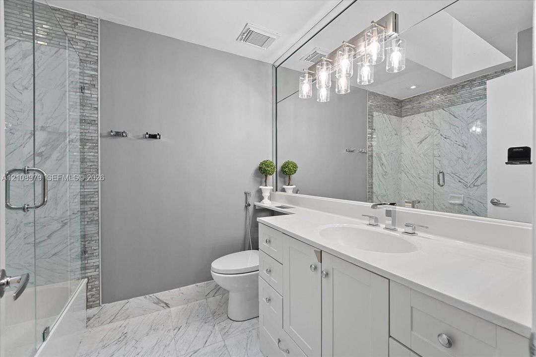 For Sale: $1,150,000 (3 beds, 2 baths, 2373 Square Feet)