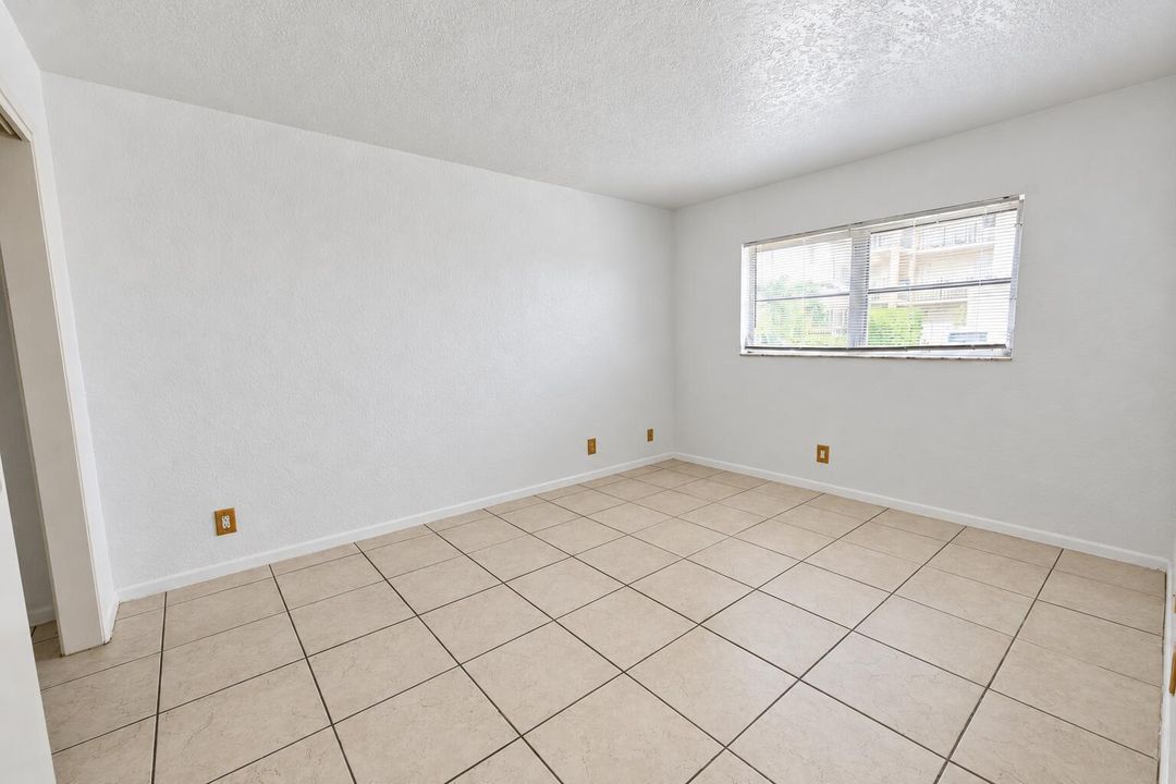 109 bedroom