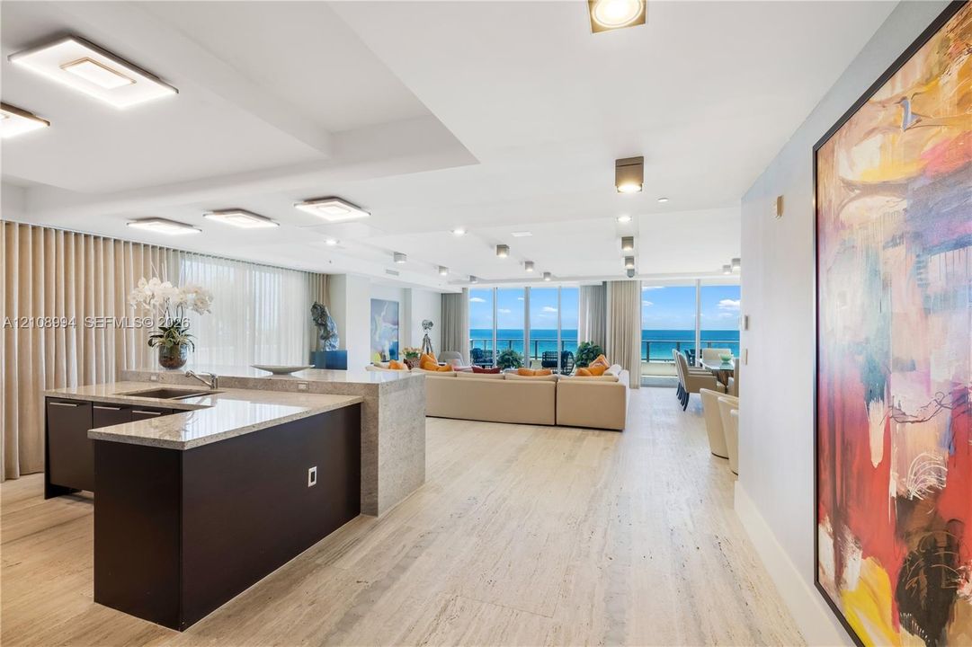 En Renta: $55,000 (4 camas, 4 baños, 3511 Pies cuadrados)