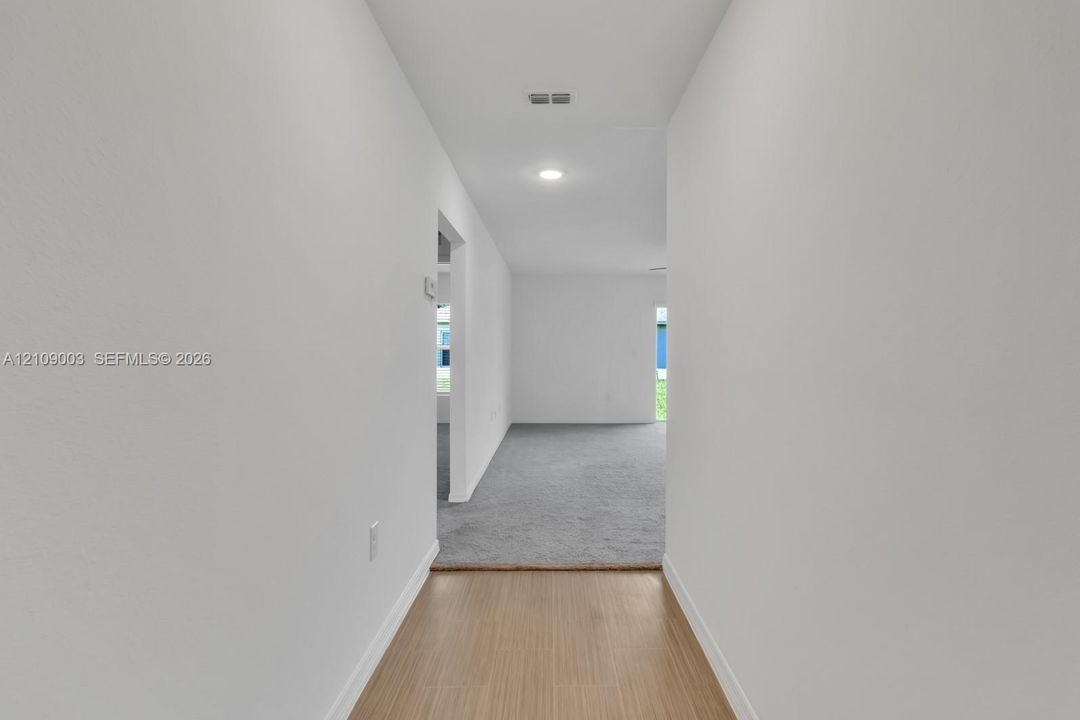На продажу: $249,000 (3 спален, 2 ванн, 0 Квадратных фут)