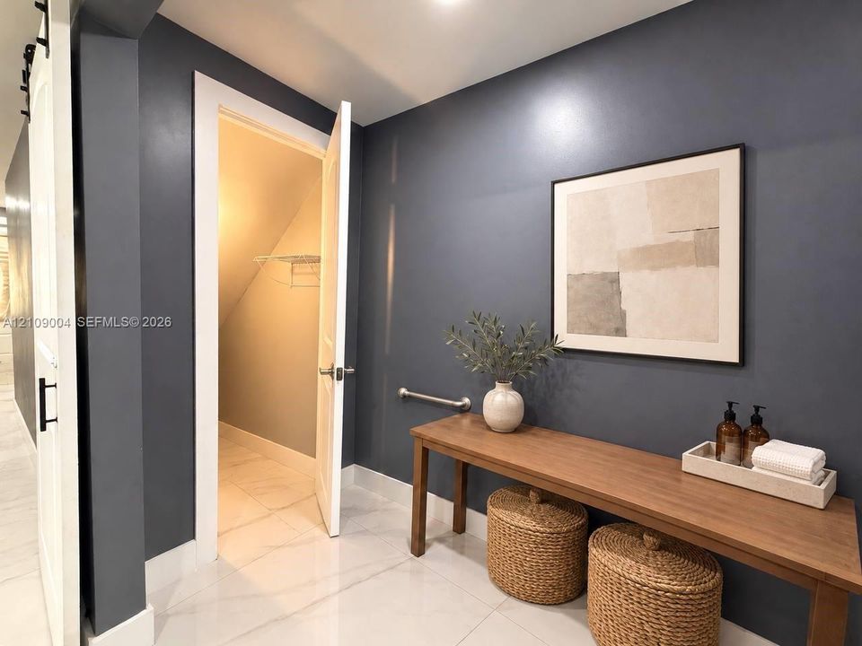 For Rent: $3,649 (3 beds, 3 baths, 1747 Square Feet)