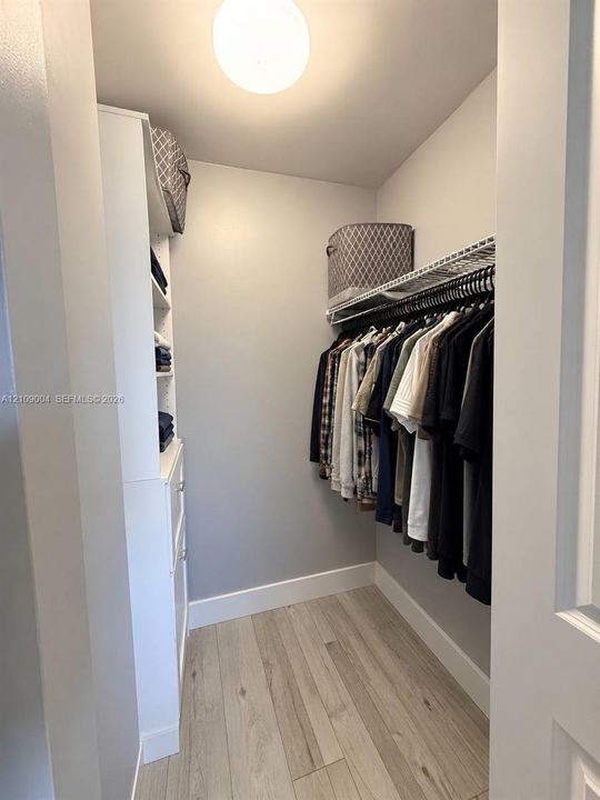 For Rent: $3,649 (3 beds, 3 baths, 1747 Square Feet)