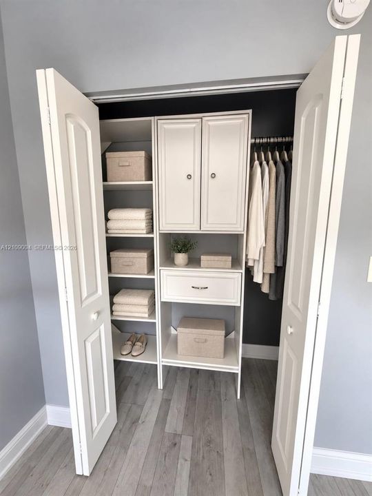 For Rent: $3,649 (3 beds, 3 baths, 1747 Square Feet)