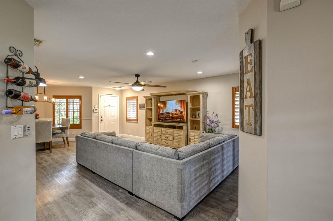 09-4867 Pinemore Lane-6