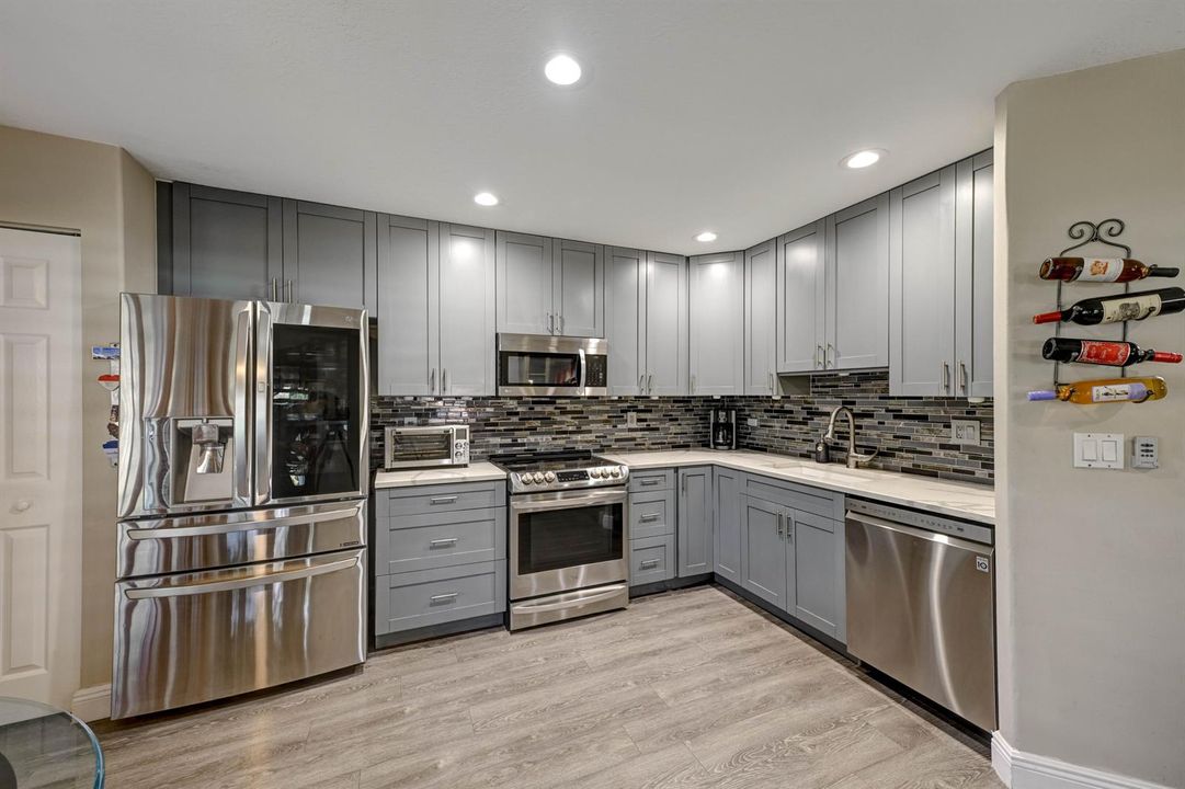 14-4867 Pinemore Lane-11