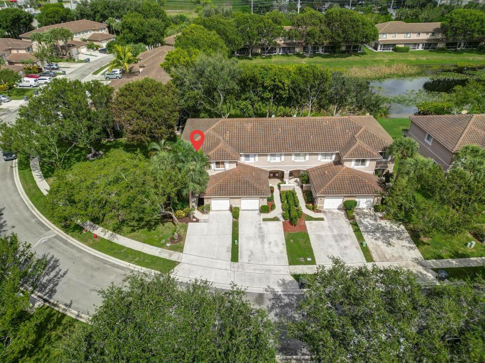 37-06-4867 Pinemore Lane-35