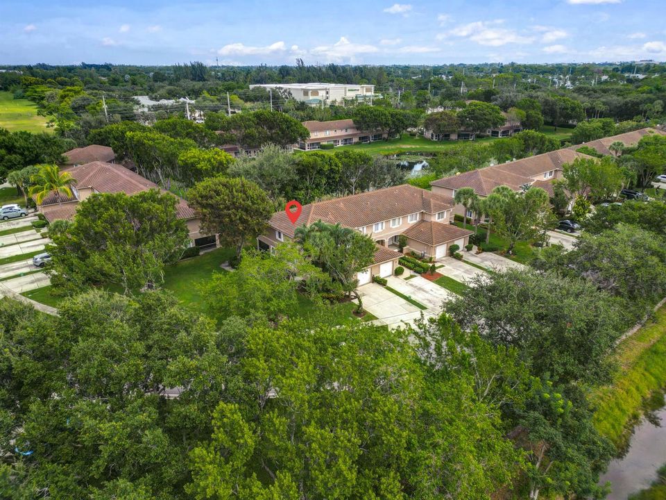 38-09-4867 Pinemore Lane-38