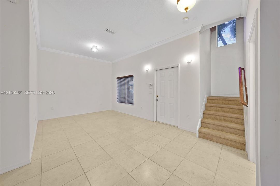 En Venta: $329,900 (3 camas, 2 baños, 1790 Pies cuadrados)