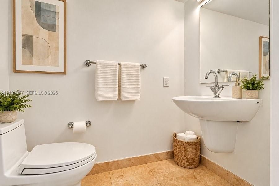 В аренду: $3,400 (1 спален, 1 ванн, 987 Квадратных фут)