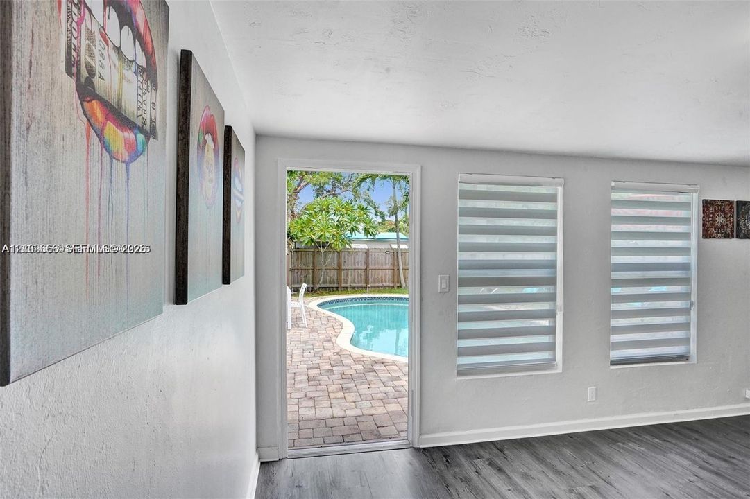 For Rent: $4,400 (3 beds, 2 baths, 1648 Square Feet)