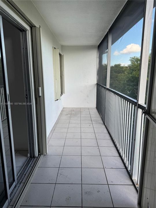 В аренду: $1,750 (2 спален, 1 ванн, 953 Квадратных фут)