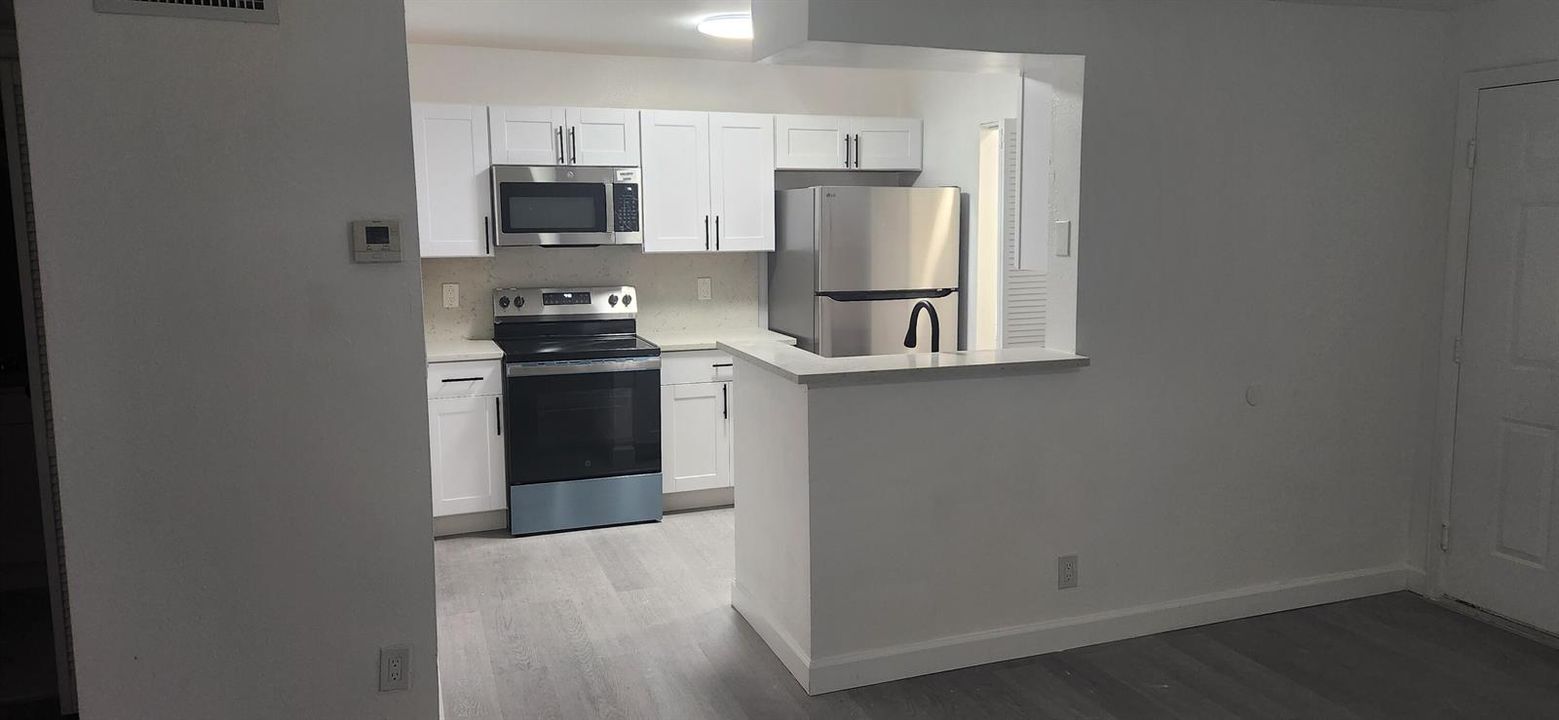 Kitchen 8