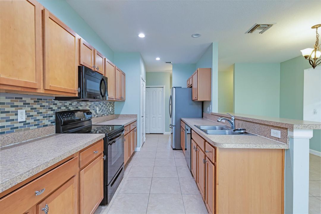 Spacious Kitchen
