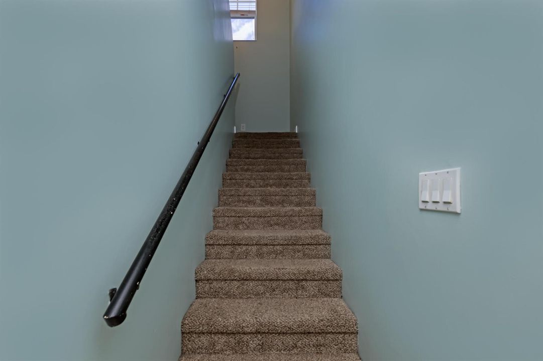 2551Creekside-20