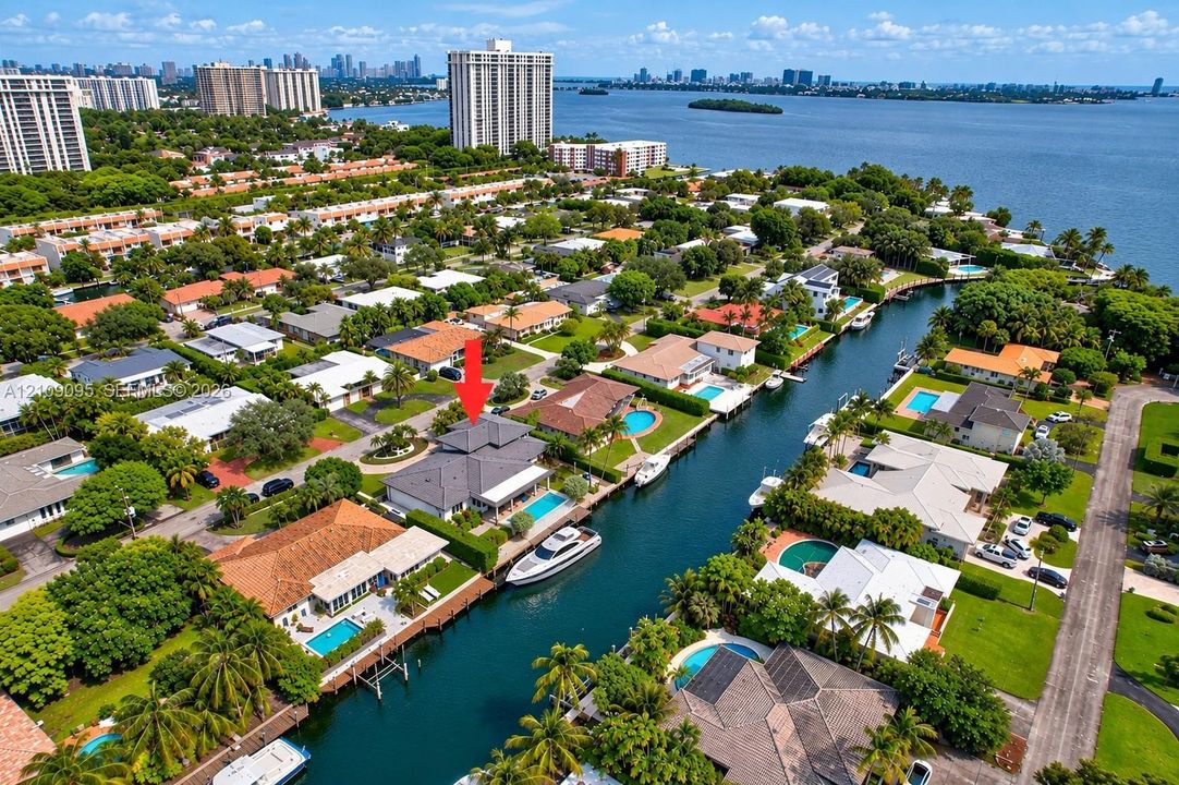 For Sale: $4,950,000 (4 beds, 4 baths, 4247 Square Feet)