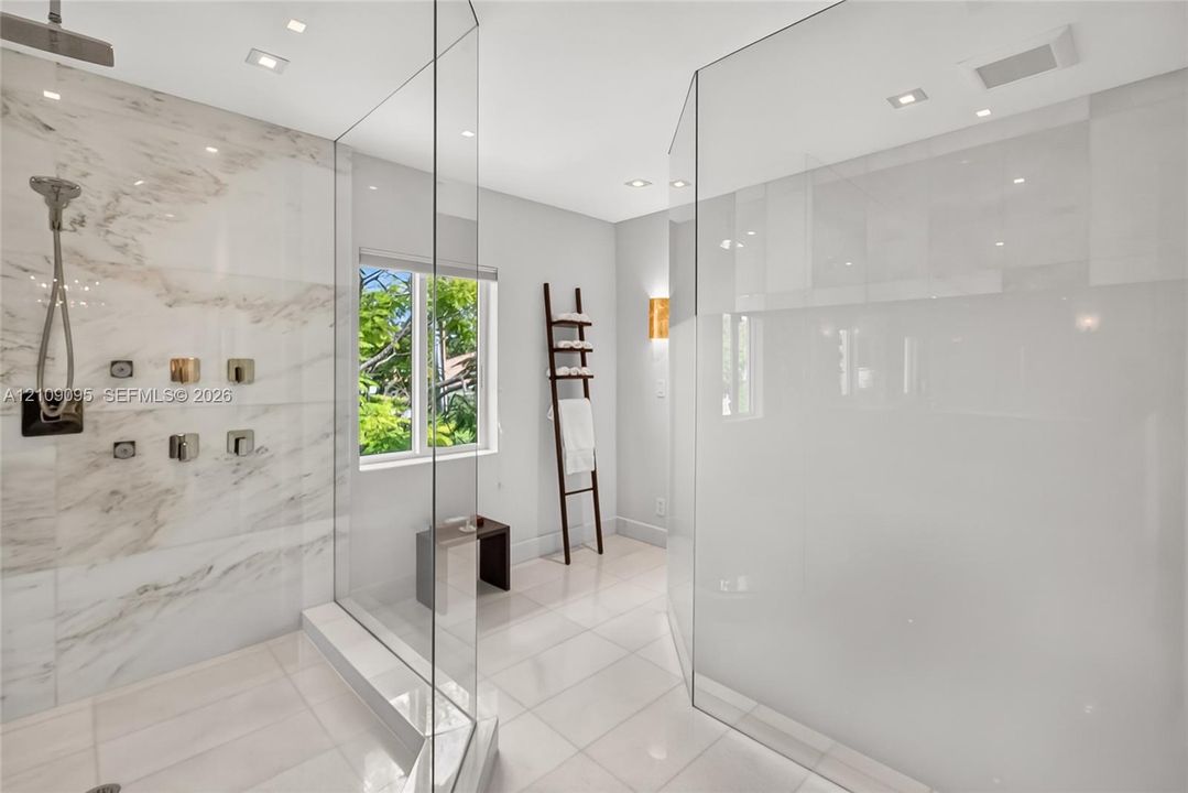 For Sale: $4,950,000 (4 beds, 4 baths, 4247 Square Feet)