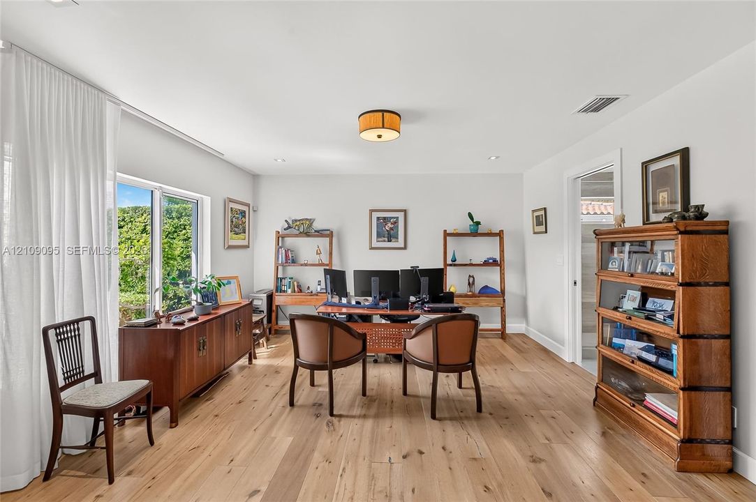 For Sale: $4,950,000 (4 beds, 4 baths, 4247 Square Feet)
