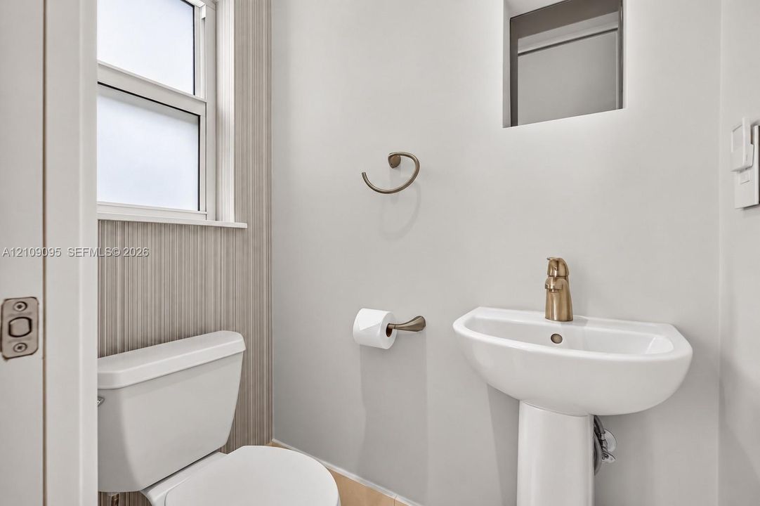 For Sale: $4,950,000 (4 beds, 4 baths, 4247 Square Feet)