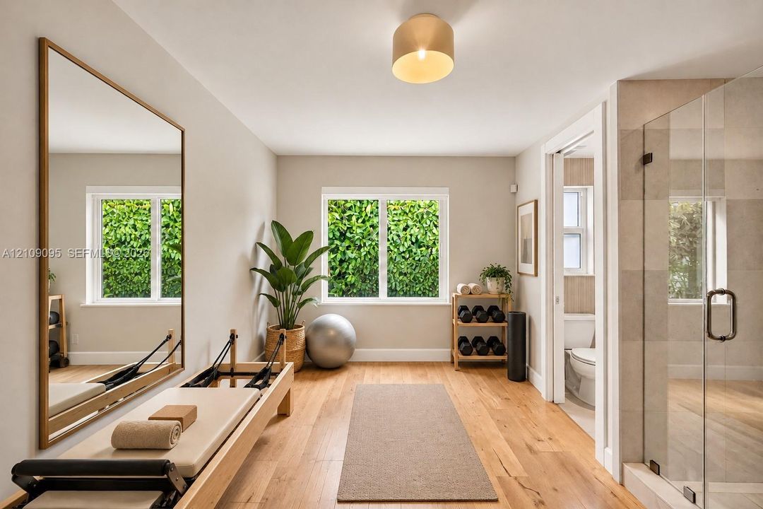 For Sale: $4,950,000 (4 beds, 4 baths, 4247 Square Feet)