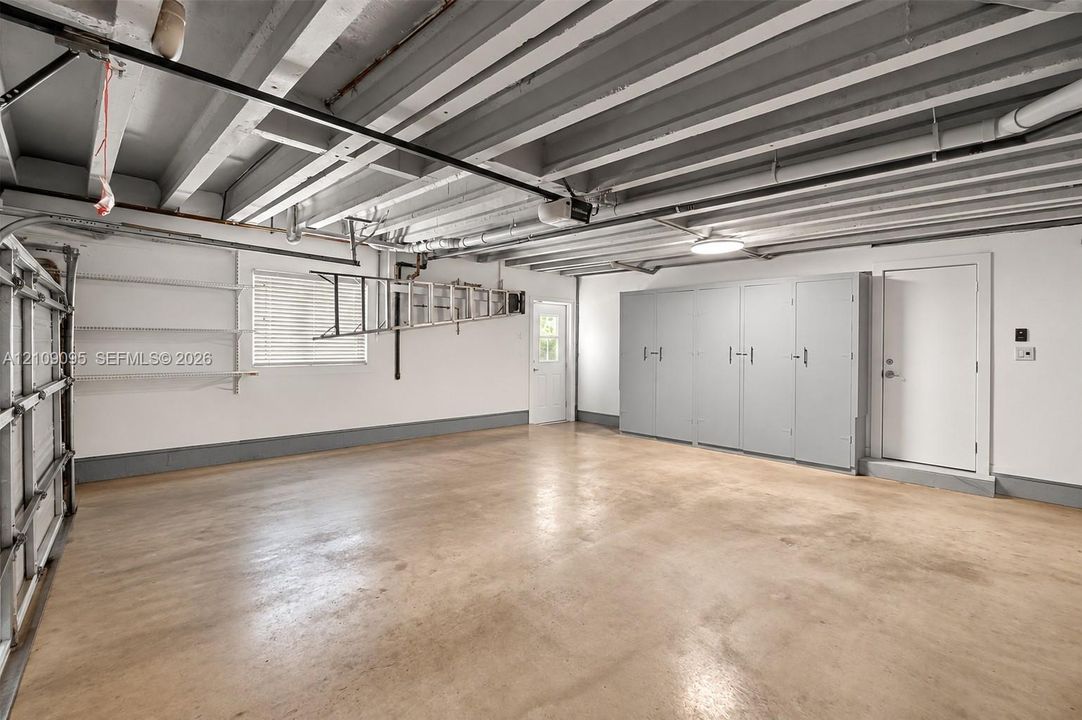 For Sale: $4,950,000 (4 beds, 4 baths, 4247 Square Feet)