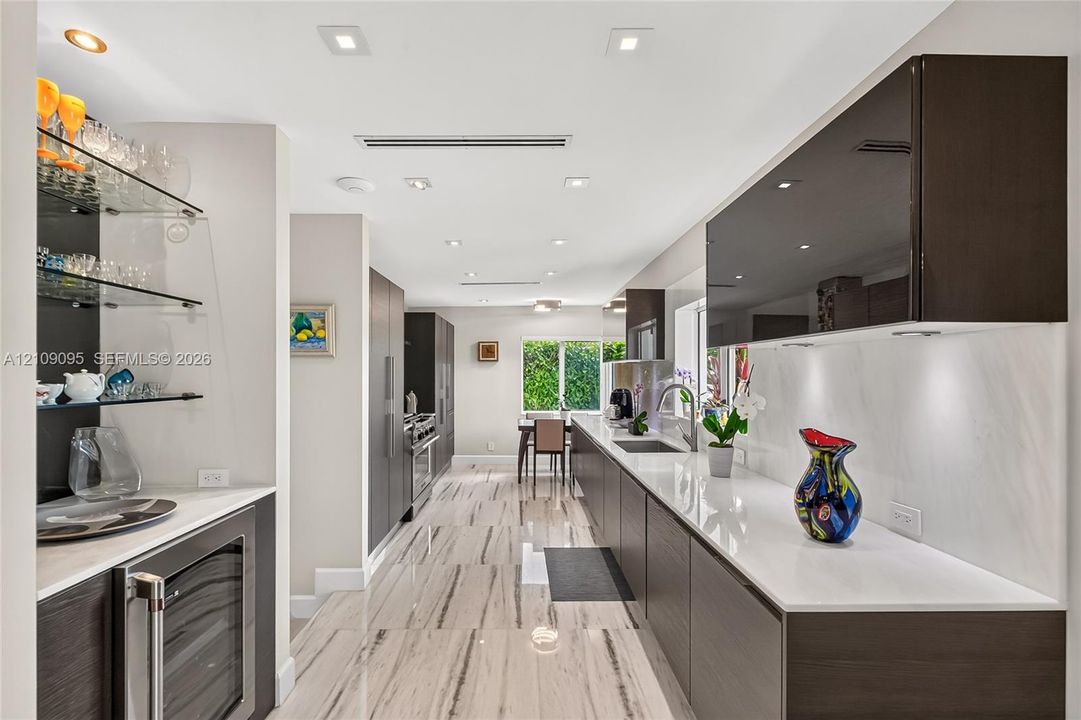 For Sale: $4,950,000 (4 beds, 4 baths, 4247 Square Feet)