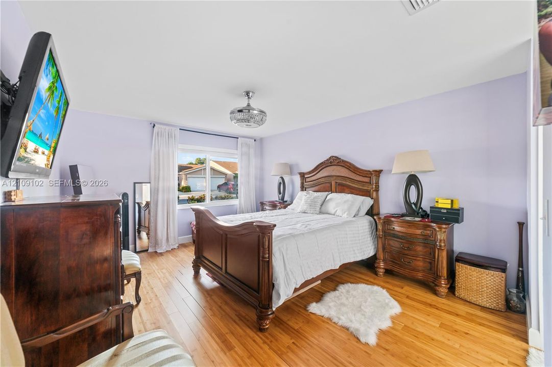 В аренду: $2,990 (2 спален, 2 ванн, 1100 Квадратных фут)