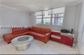 В аренду: $3,100 (2 спален, 2 ванн, 1360 Квадратных фут)