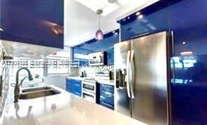 В аренду: $3,100 (2 спален, 2 ванн, 1360 Квадратных фут)