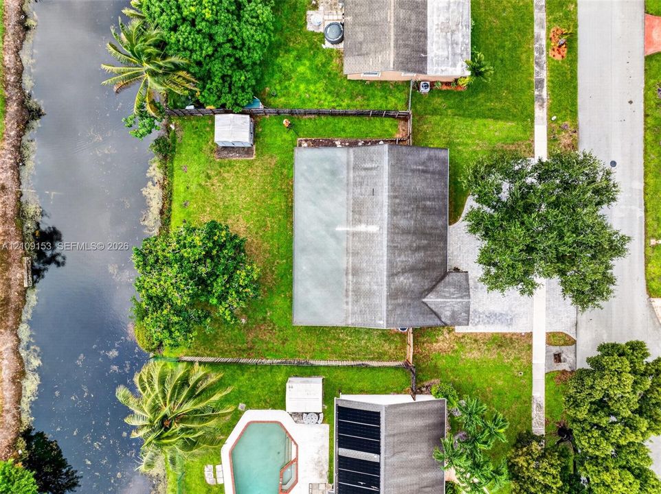 En Venta: $550,000 (3 camas, 2 baños, 1061 Pies cuadrados)
