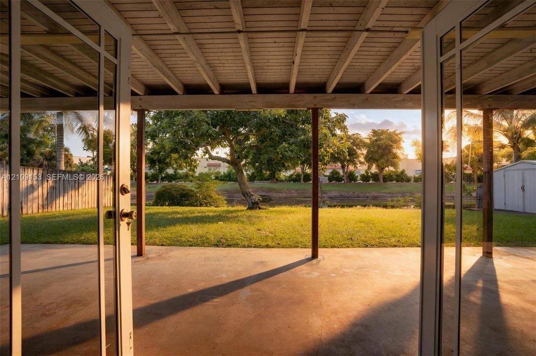 En Venta: $550,000 (3 camas, 2 baños, 1061 Pies cuadrados)