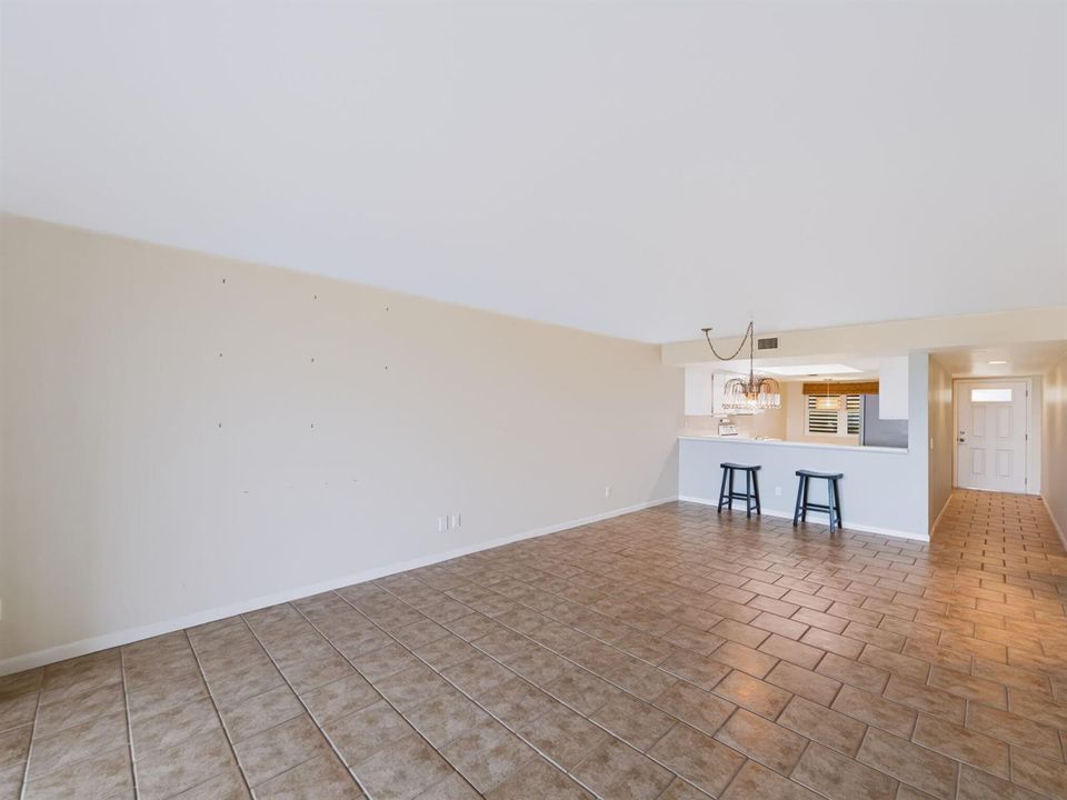 Living/Dining Room