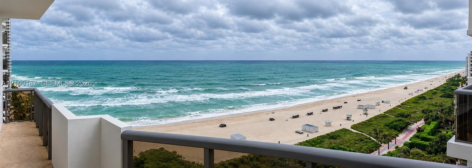 Breathtaking ocean and coastline 180° direct front view.
