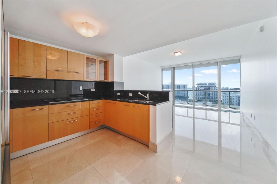В аренду: $5,500 (1 спален, 1 ванн, 757 Квадратных фут)