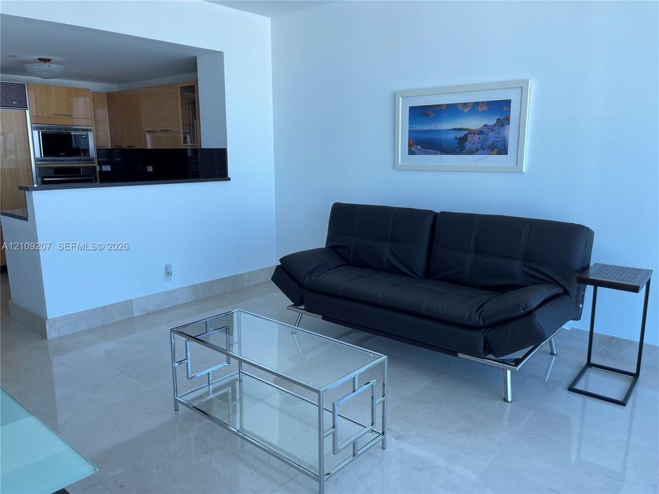 В аренду: $5,500 (1 спален, 1 ванн, 757 Квадратных фут)