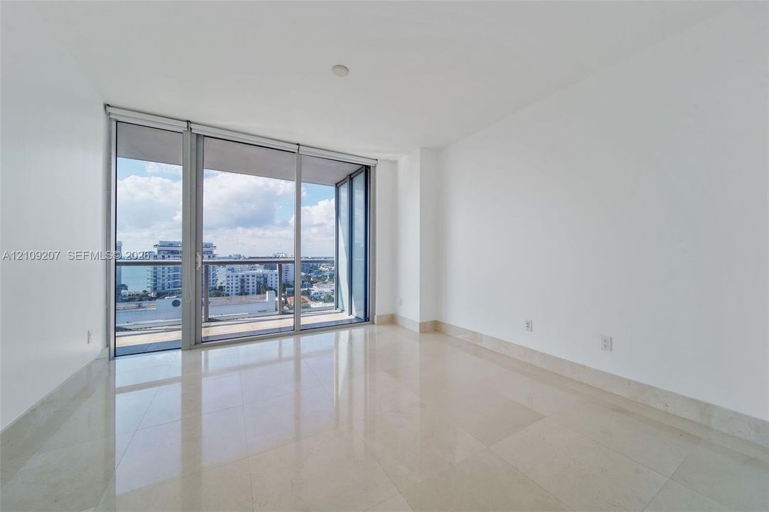 В аренду: $5,500 (1 спален, 1 ванн, 757 Квадратных фут)
