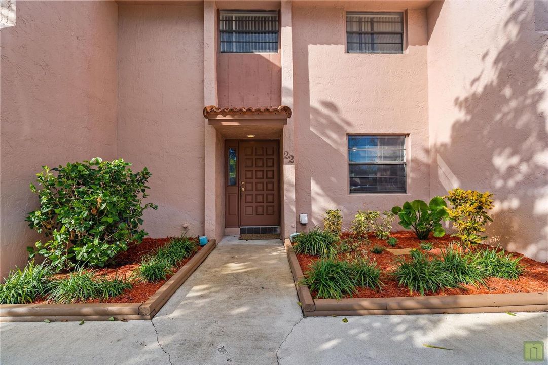 04 front-entrance1